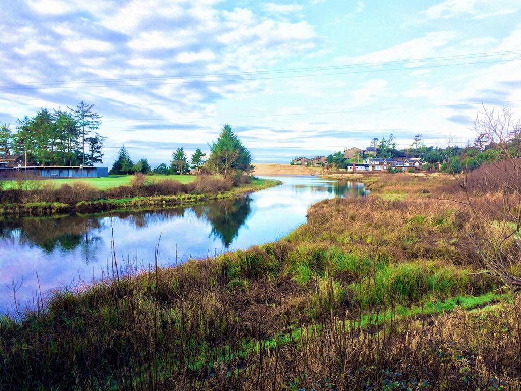 Ecola Creek Lodge Канън Бийч Екстериор снимка